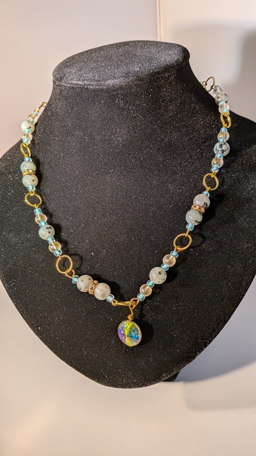 Gouden hals ketting met strass hanger