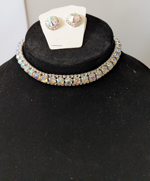 Ketting set met witte diamanten