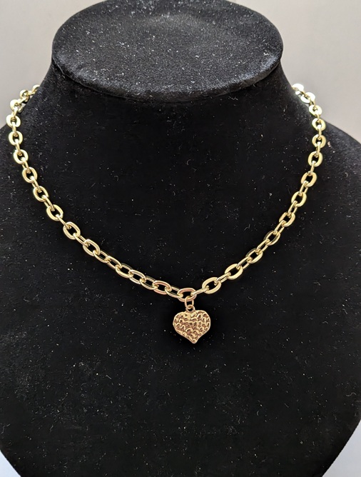 Gouden ketting met bedel hart klein Gouden ketting met bedel hart klein