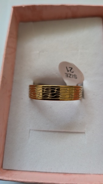 vergulde ring met blubjes